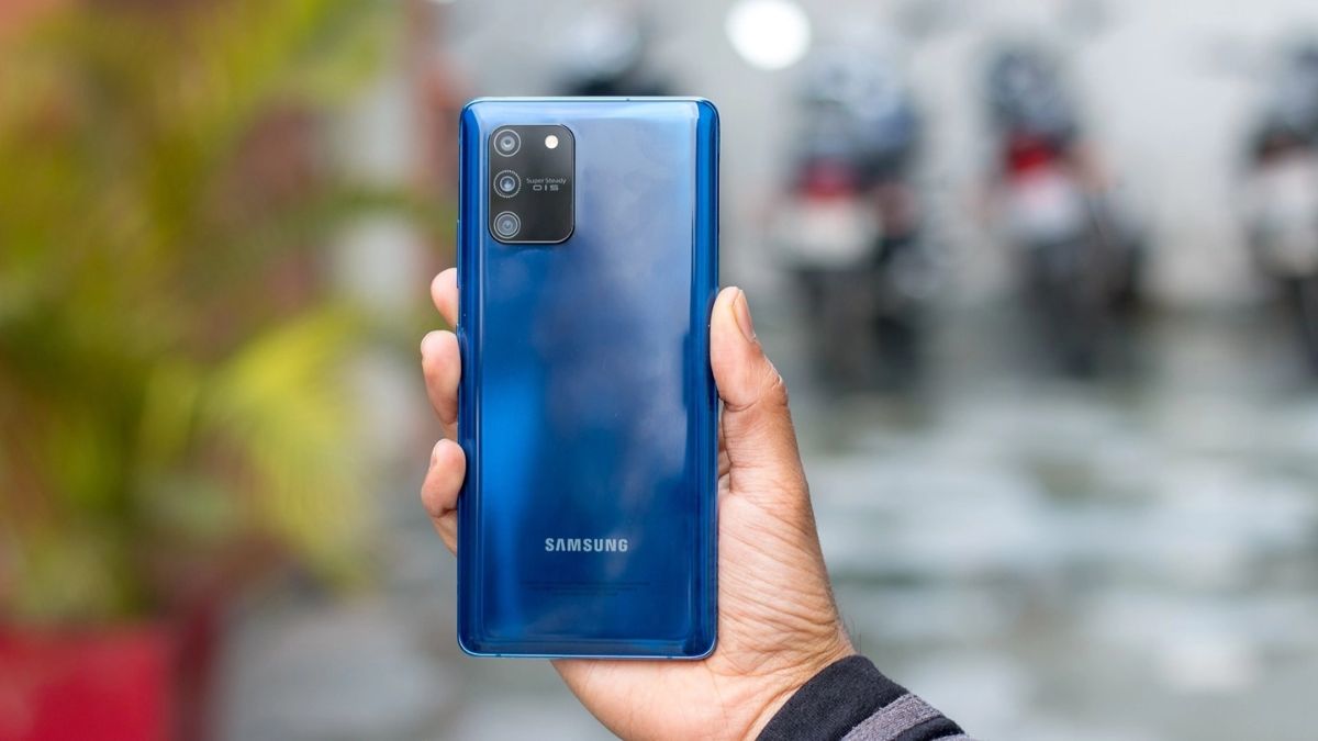 Kelebihan Samsung Galaxy S10 Lite