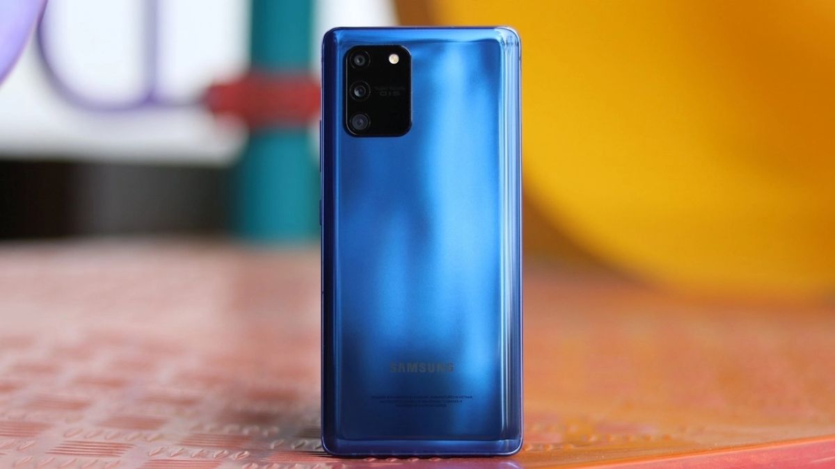 Kelebihan dan Kekurangan Samsung Galaxy S10 Lite